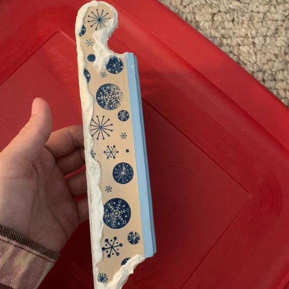 Handmade / hand painted penguin sled - Picture 4 of 5